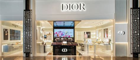 dior outlets.